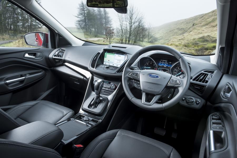 Торпедо Ford Kuga 2017 года  (UK) (фото 55 из 60)